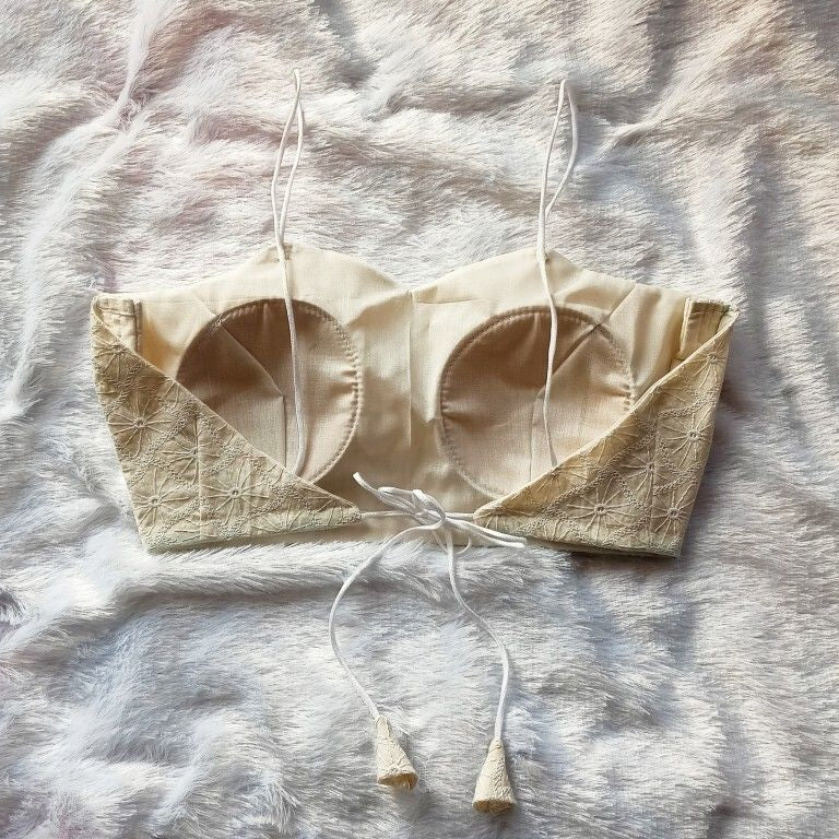 White Chikan Embroidery Strap Noodle Blouse 